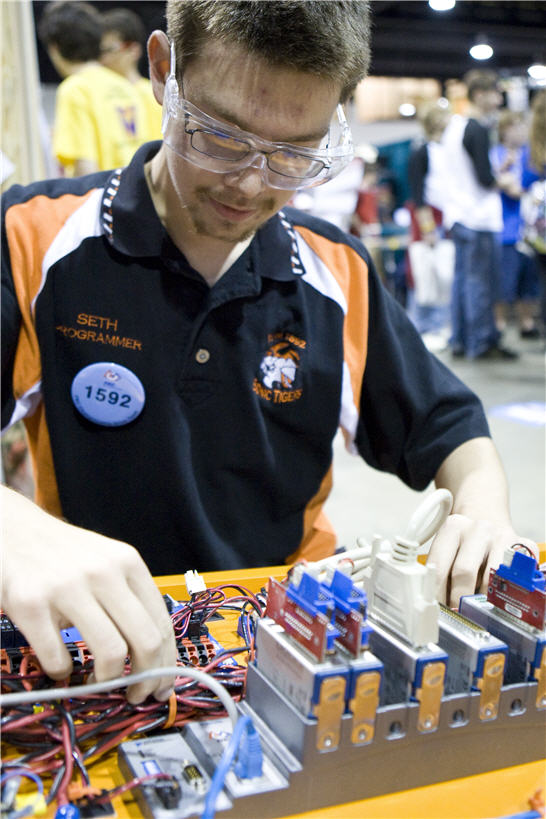 FIRST Robotics Competition Partners with National Instruments to ...